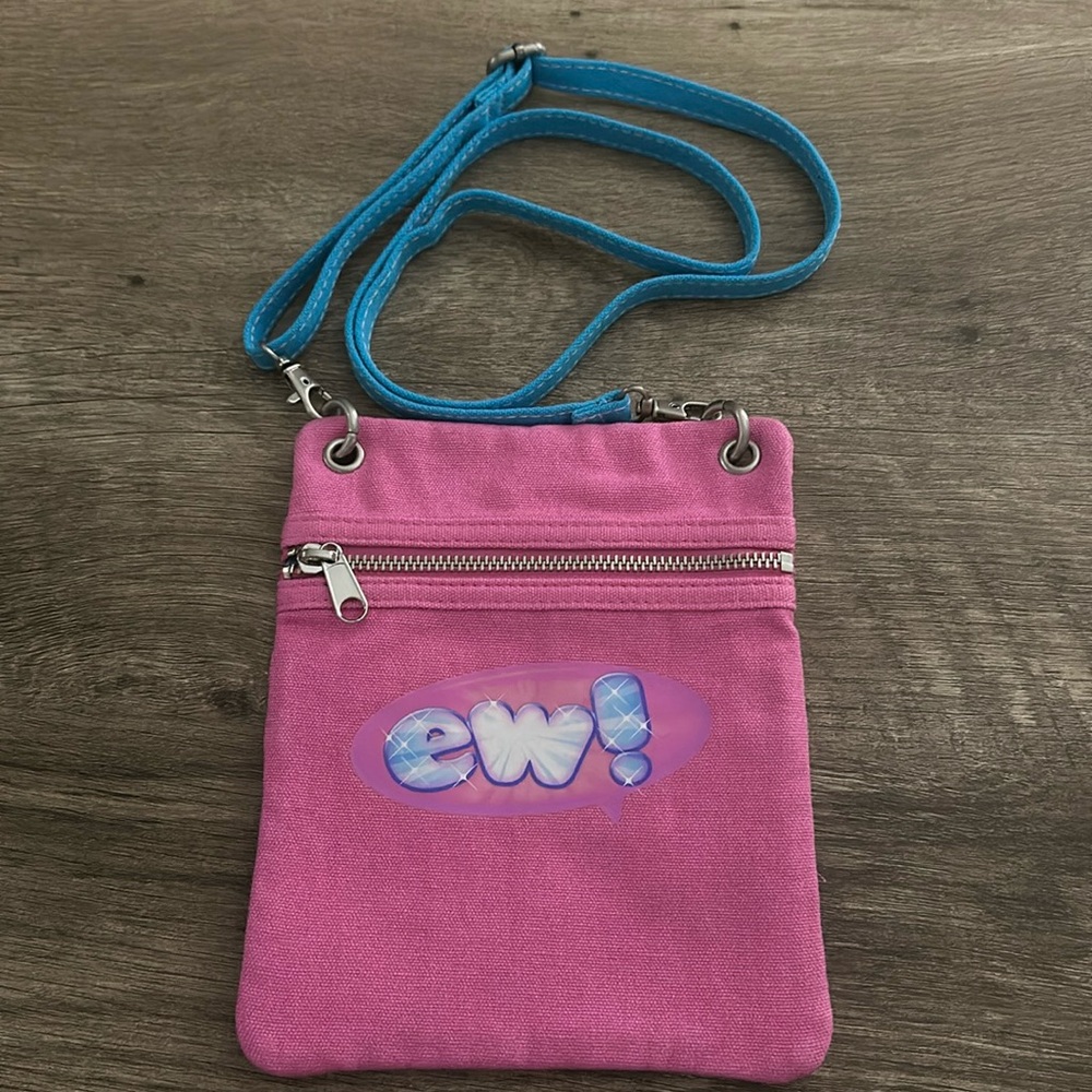 Race through New York with Jimmy Fallon Universal Studios crossbody **ew!**